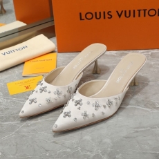 Louis Vuitton Slippers